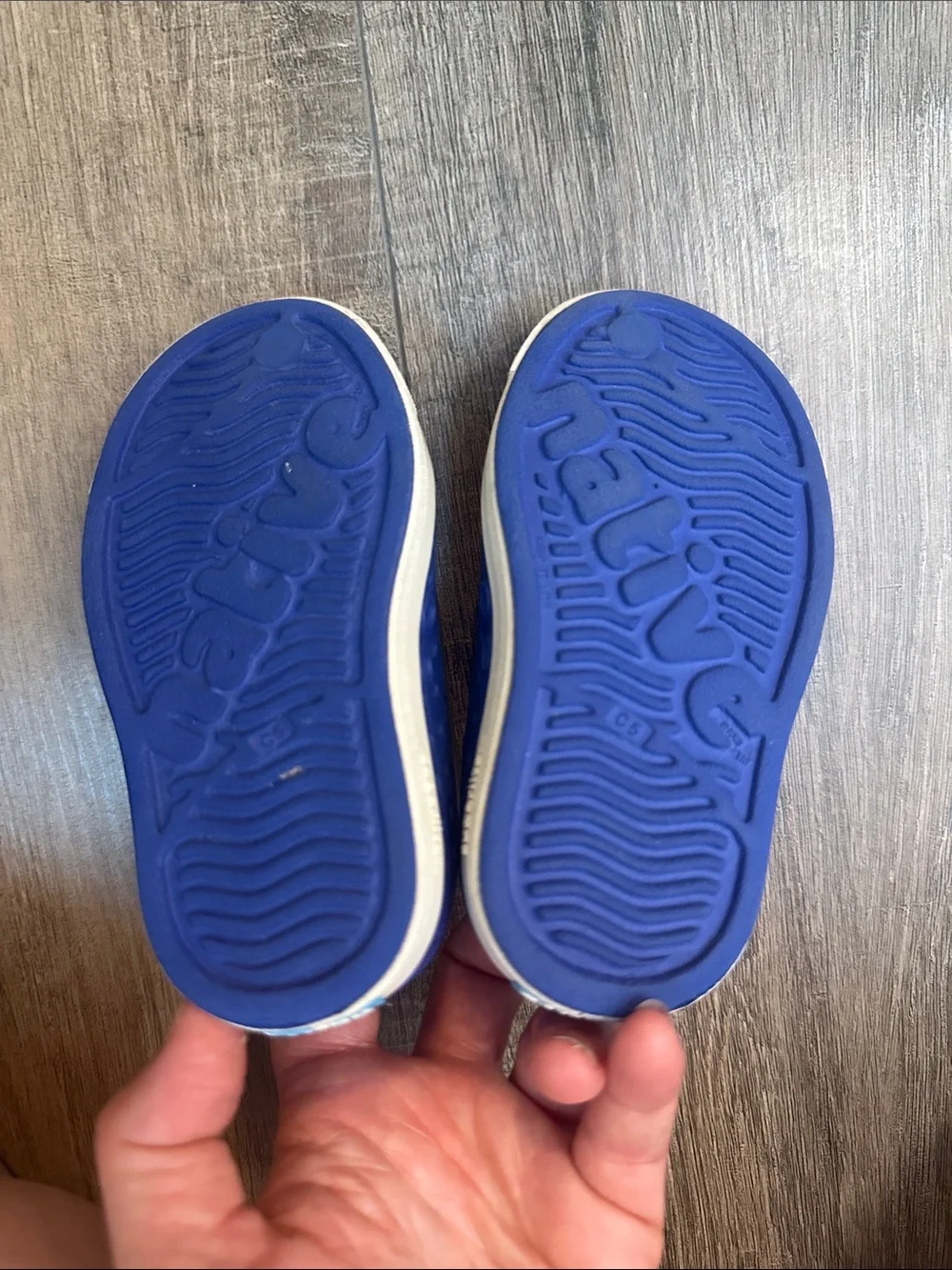 Native Shoes soft perforated